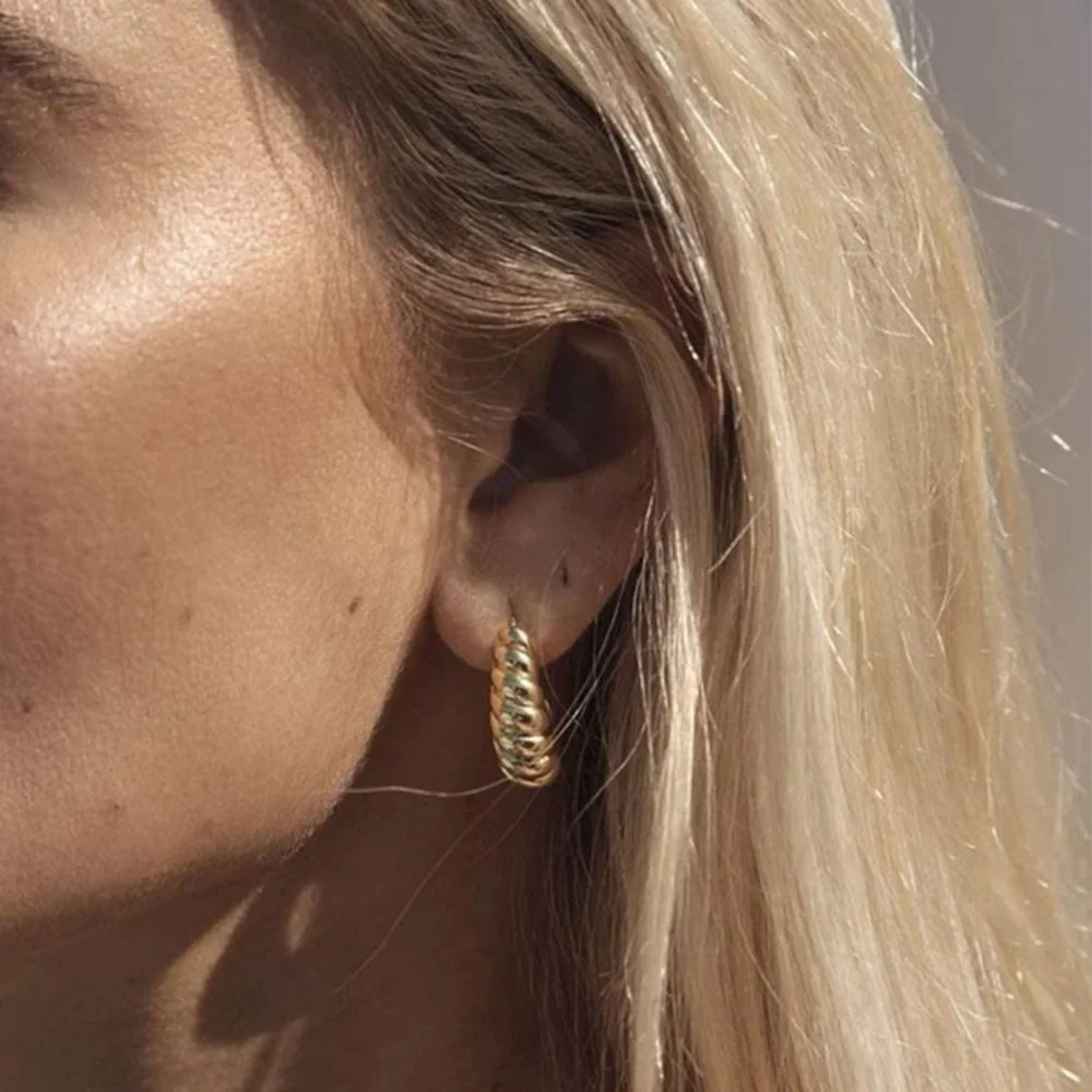 New 18k Gold Plated Twist Puffed Small Hoop Push Back Stud Minimalist Earrings